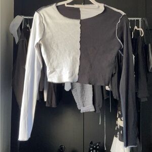 Occasion color block long sleeve Black and White Crop Top - size medium